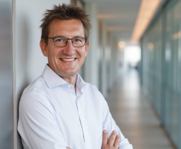 Nahportrait mit Brille